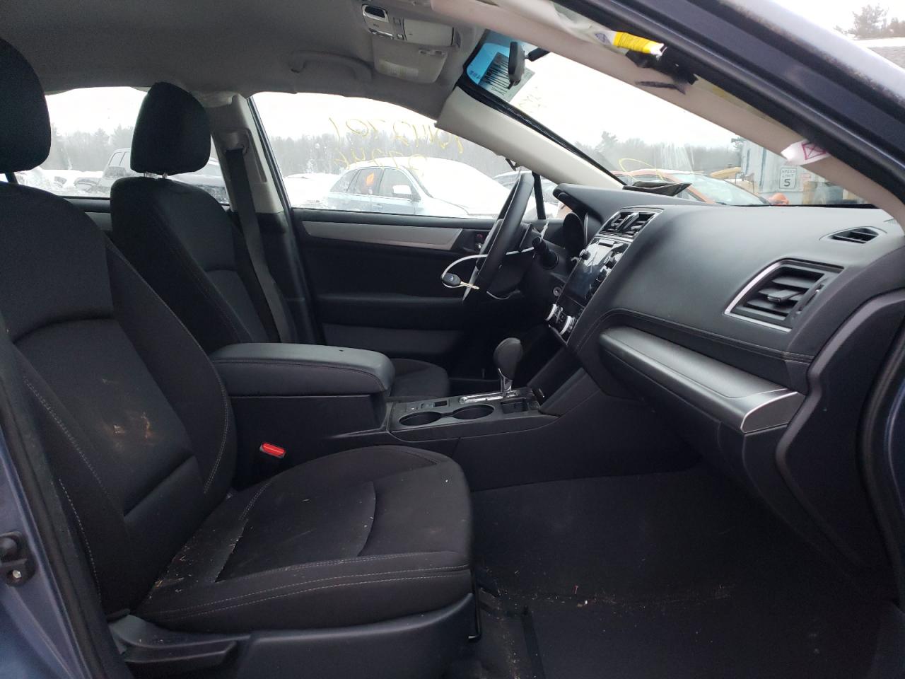 Photo 5 from auction – 2018 SUBARU LEGACY 2.5 with VIN 4S3BNAC69J3010767