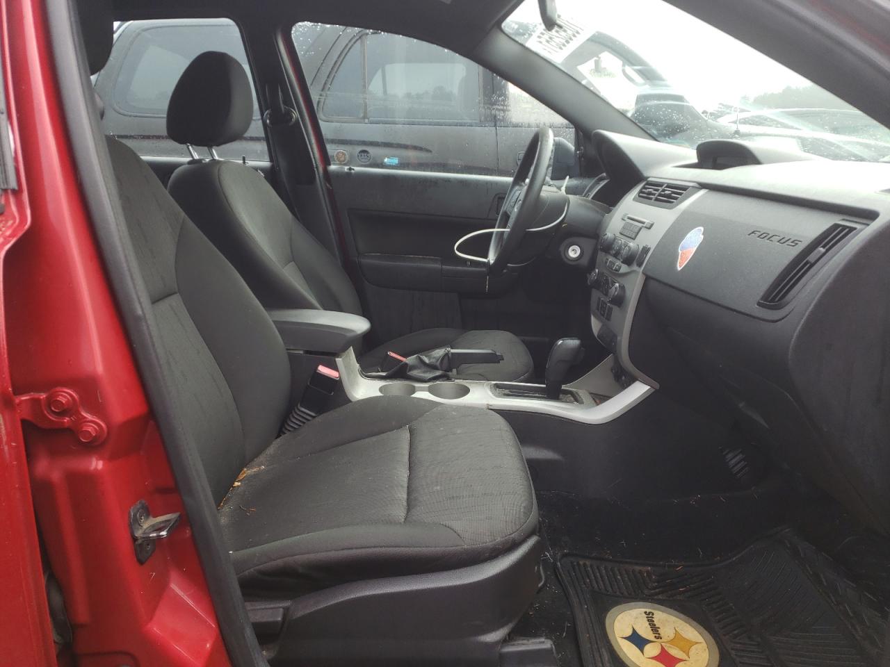 Photo 5 from auction – 2010 FORD FOCUS with VIN 1FAHP3FN1AW245879