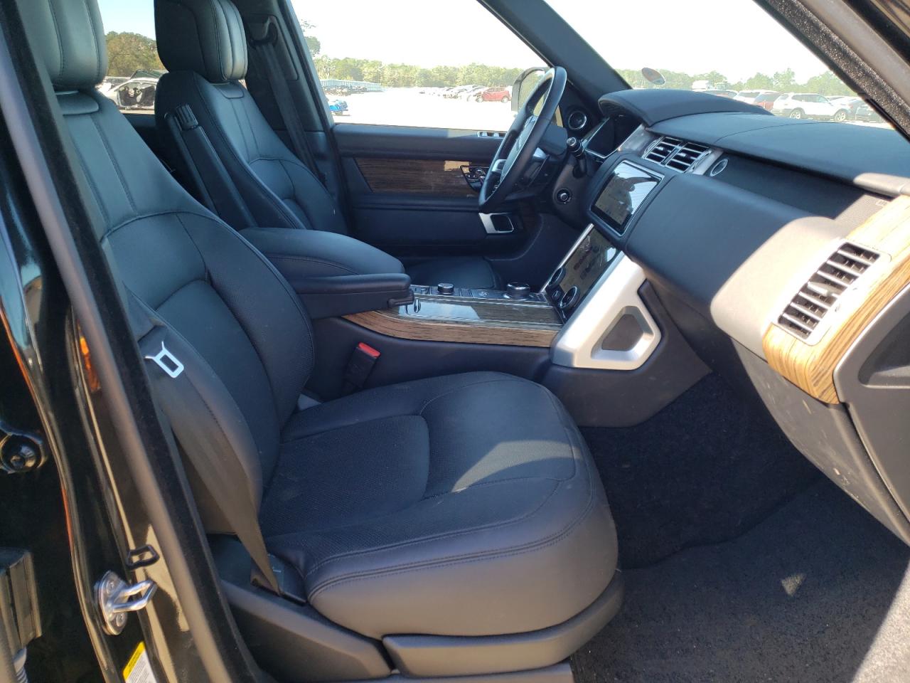Photo 5 from auction – 2019 LAND ROVER RANGE ROVE with VIN SALGS2SV5KA557361