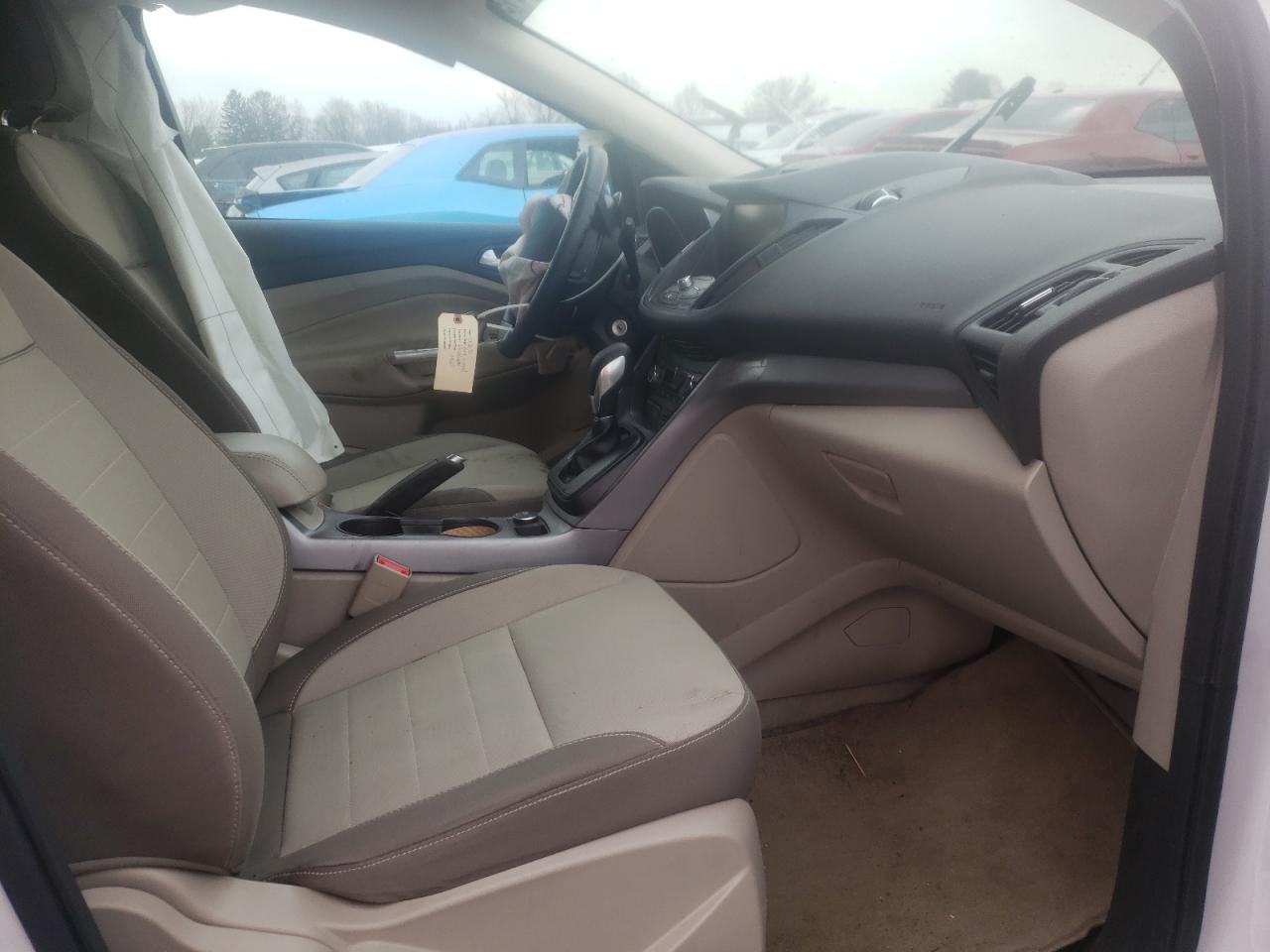 Photo 5 from auction – 2014 FORD ESCAPE SE with VIN 1FMCU0GX6EUC41495
