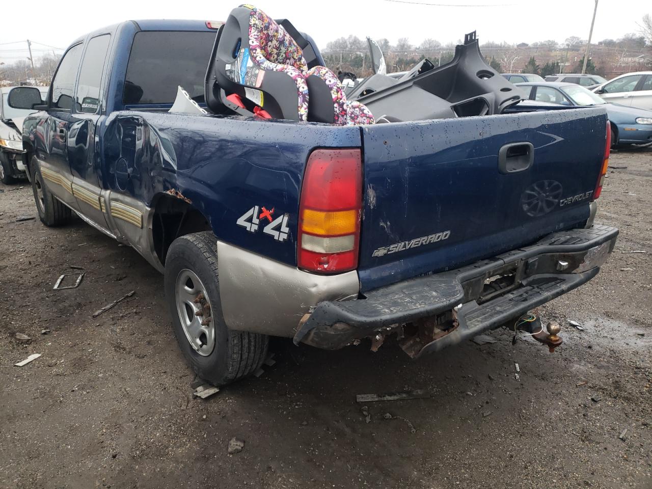 Photo 3 from auction – 2001 CHEVROLET SILVERADO with VIN 2GCEK19V111306781