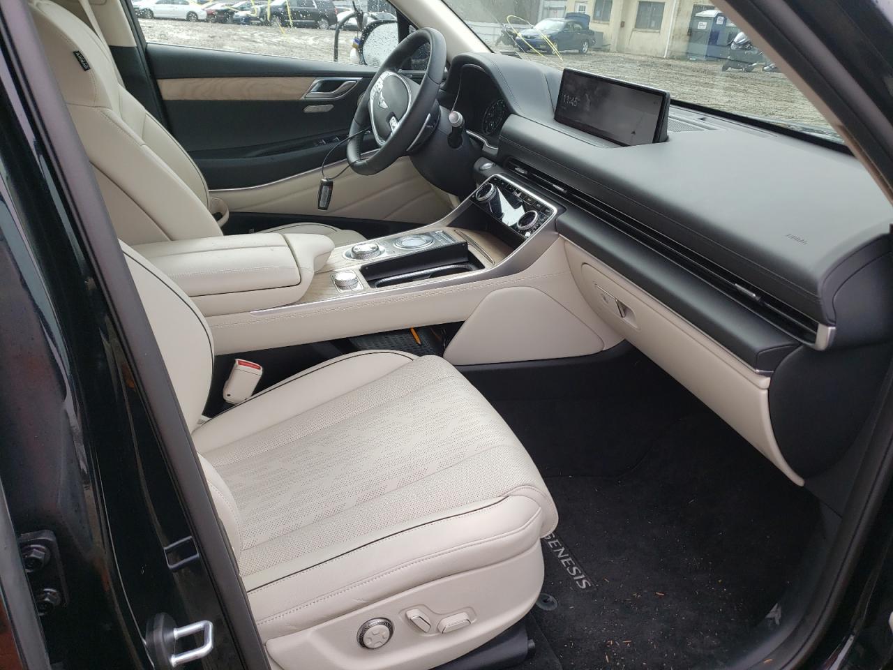Photo 5 from auction – 2021 GENESIS GV80 BASE with VIN KMUHBDSB5MU048009
