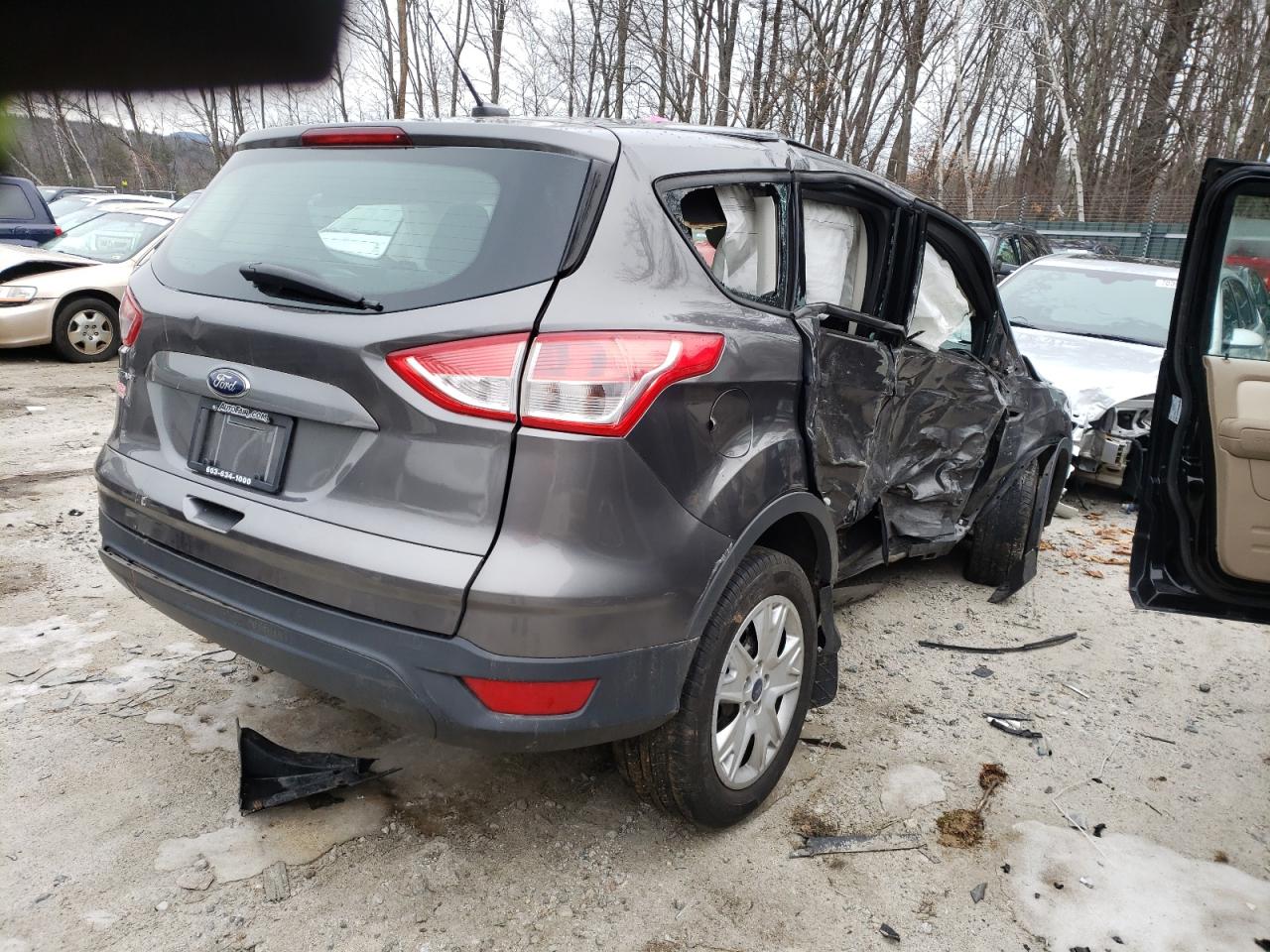 Photo 4 from auction – 2013 FORD ESCAPE S with VIN 1FMCU0F77DUC82590