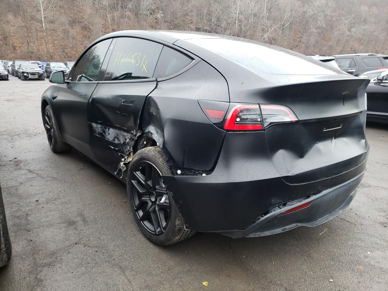 Photo 3 from auction – 2021 TESLA MODEL Y with VIN 5YJYGDEE7MF120279