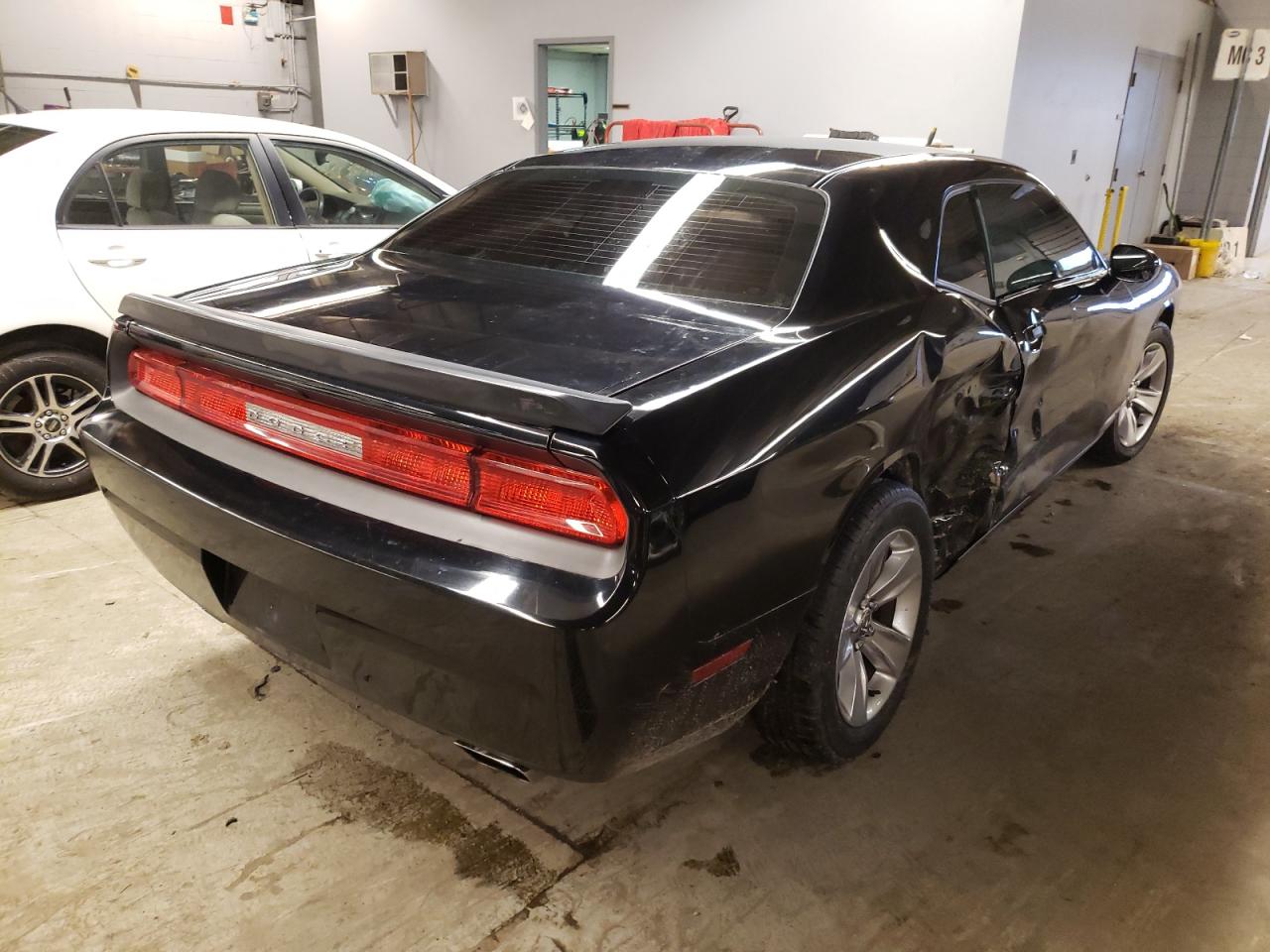 Photo 4 from auction – 2012 DODGE CHALLENGER with VIN 2C3CDYAGXCH214283
