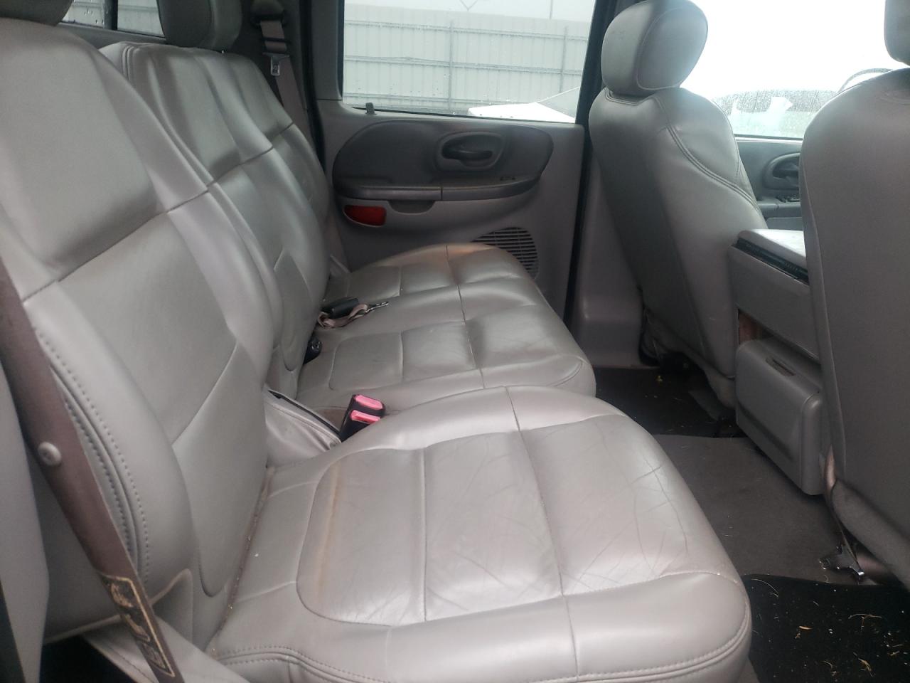 Photo 6 from auction – 2002 FORD F150 SUPER with VIN 1FTRW08L72KC88823