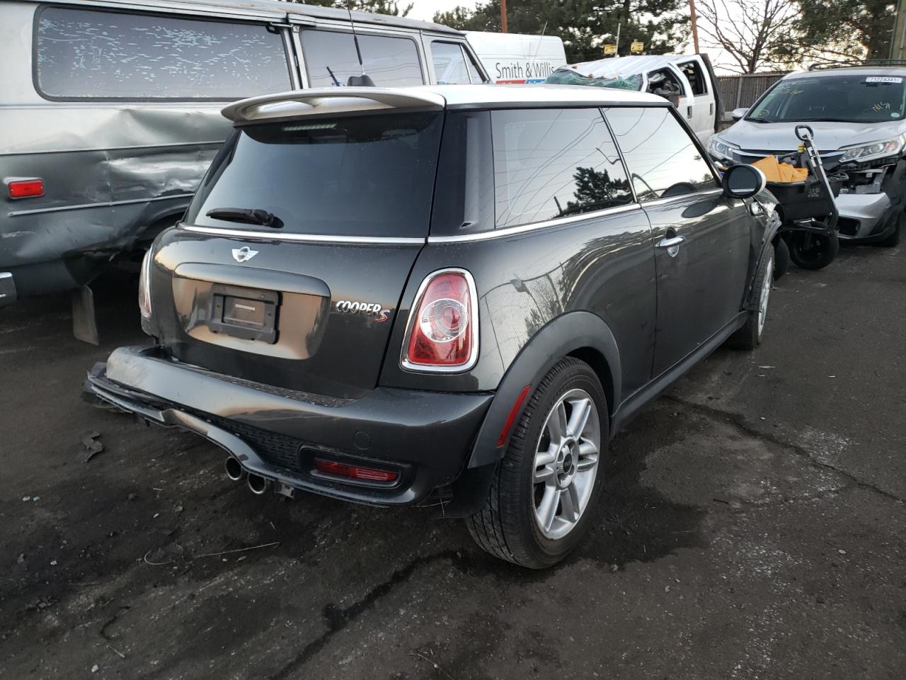 Photo 4 from auction – 2011 MINI COOPER S with VIN WMWSV3C58BTY13474