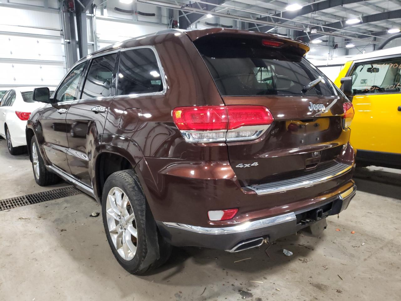 Photo 3 from auction – 2014 JEEP GRAND CHER with VIN 1C4RJFJT3EC518237