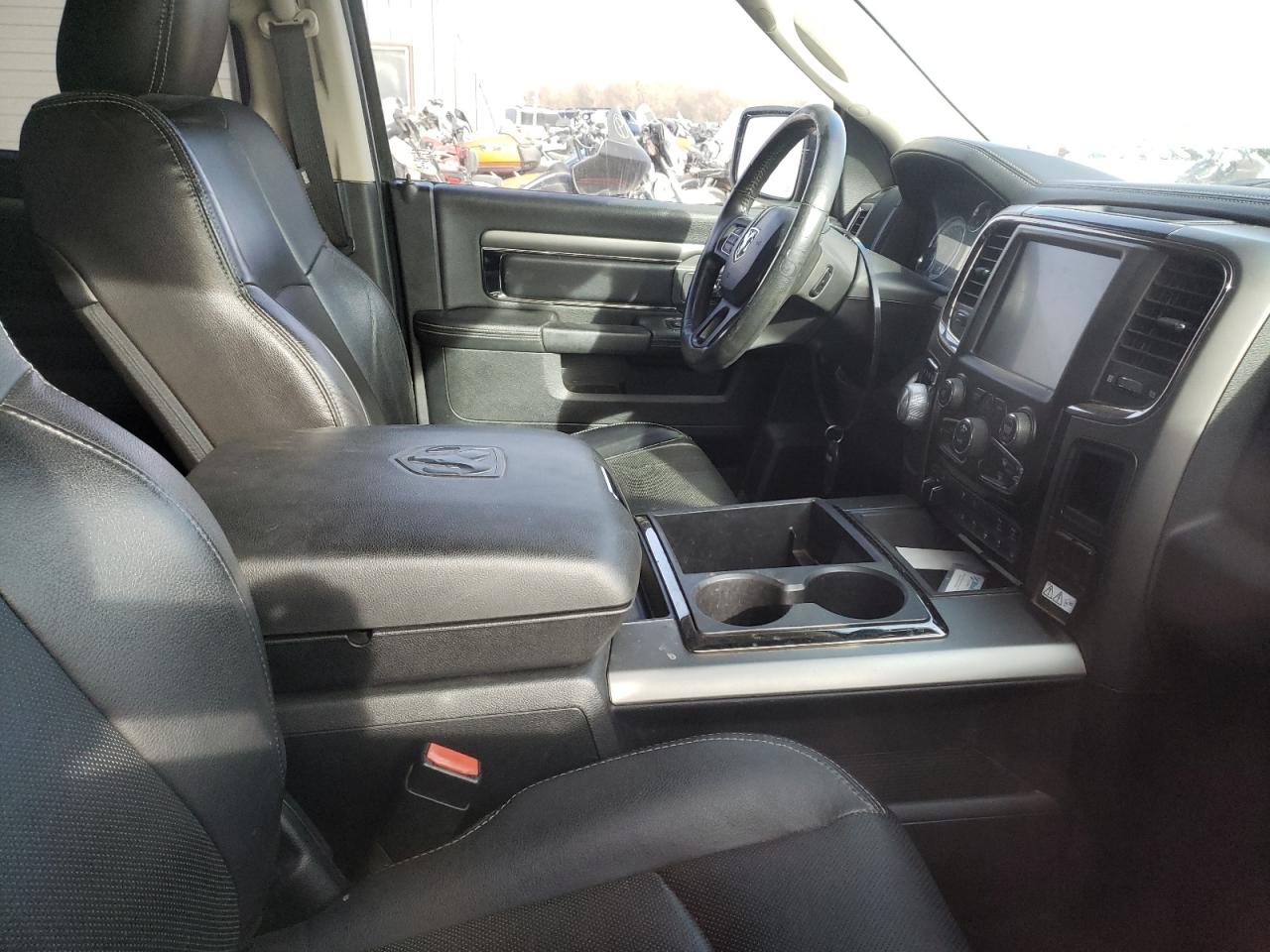 Photo 5 from auction – 2014 RAM 1500 SPORT with VIN 1C6RR6MT2ES206346