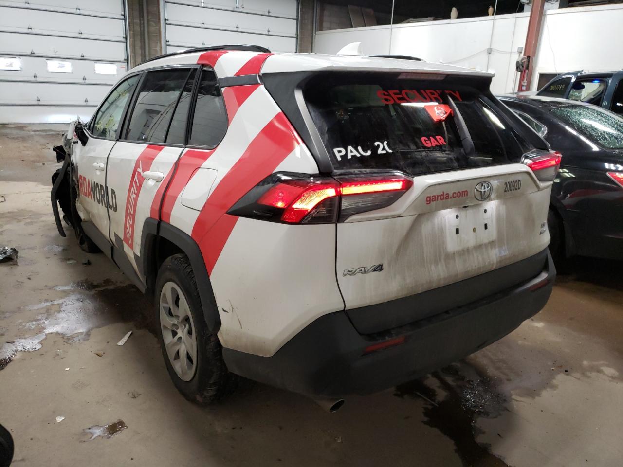 Photo 3 from auction – 2019 TOYOTA RAV4 LE with VIN 2T3F1RFV9KW011740