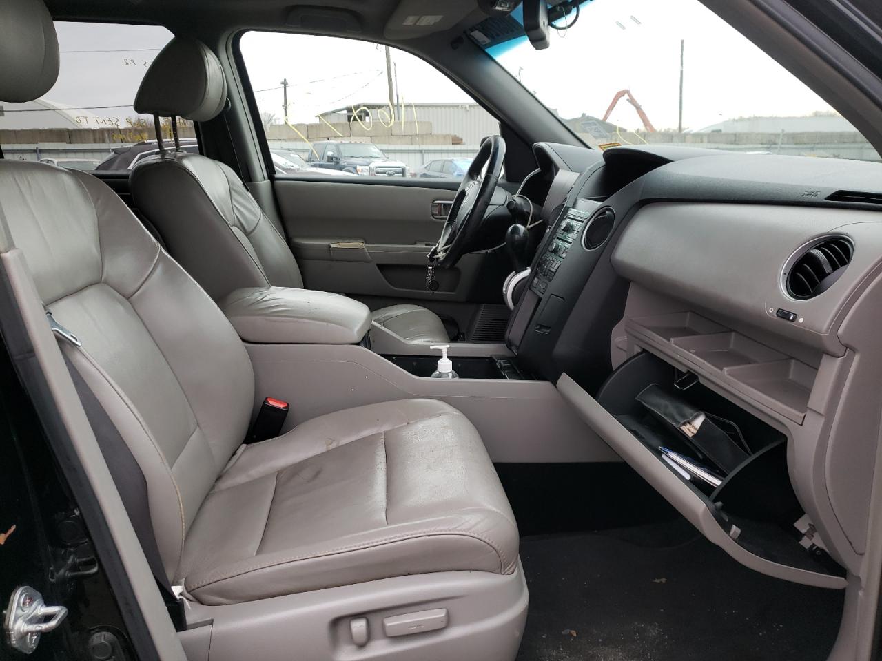 Photo 5 from auction – 2009 HONDA PILOT EXL with VIN 5FNYF48629B030519