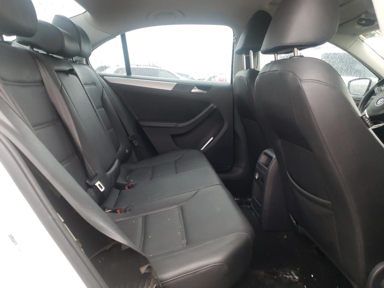 Photo 6 from auction – 2012 VOLKSWAGEN JETTA TDI with VIN 3VWLL7AJ5CM326671