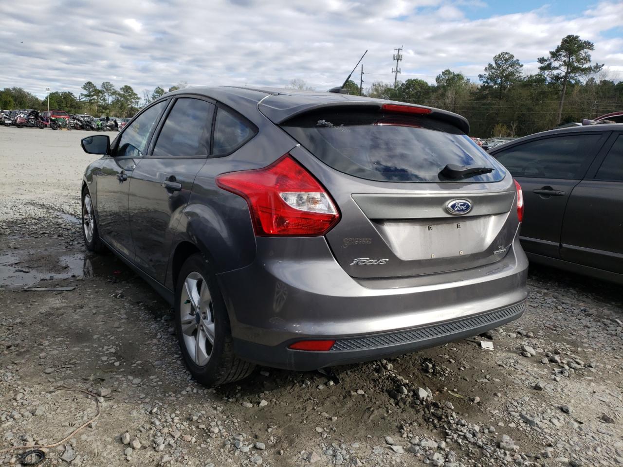 Photo 3 from auction – 2014 FORD FOCUS SE with VIN 1FADP3K24EL321936