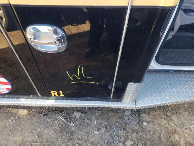 Photo 9 from auction – 2001 FORD ECONOLINE with VIN 1FDWE35F31HB37202