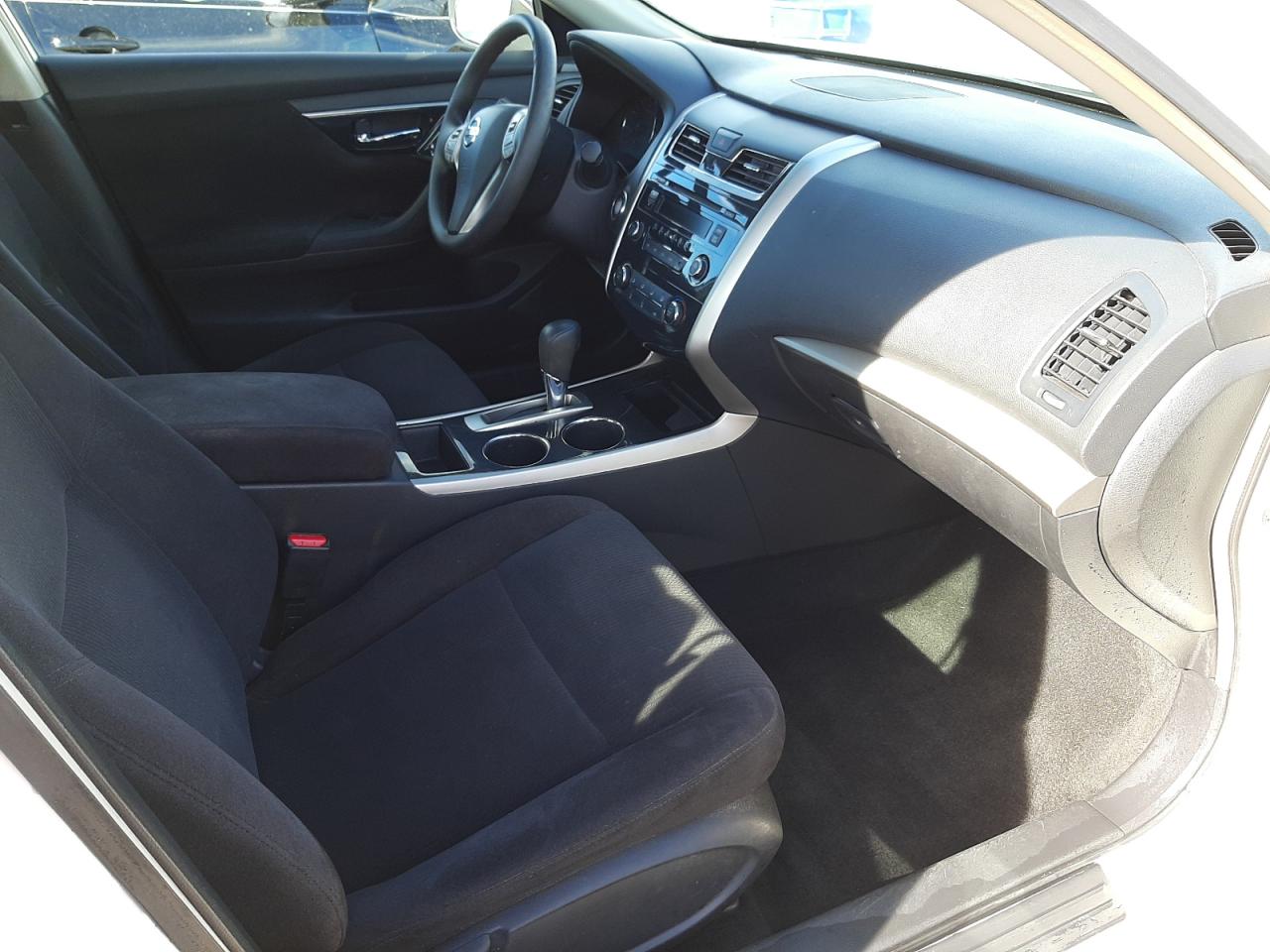 Photo 5 from auction – 2013 NISSAN ALTIMA 2.5 with VIN 1N4AL3AP6DC167093