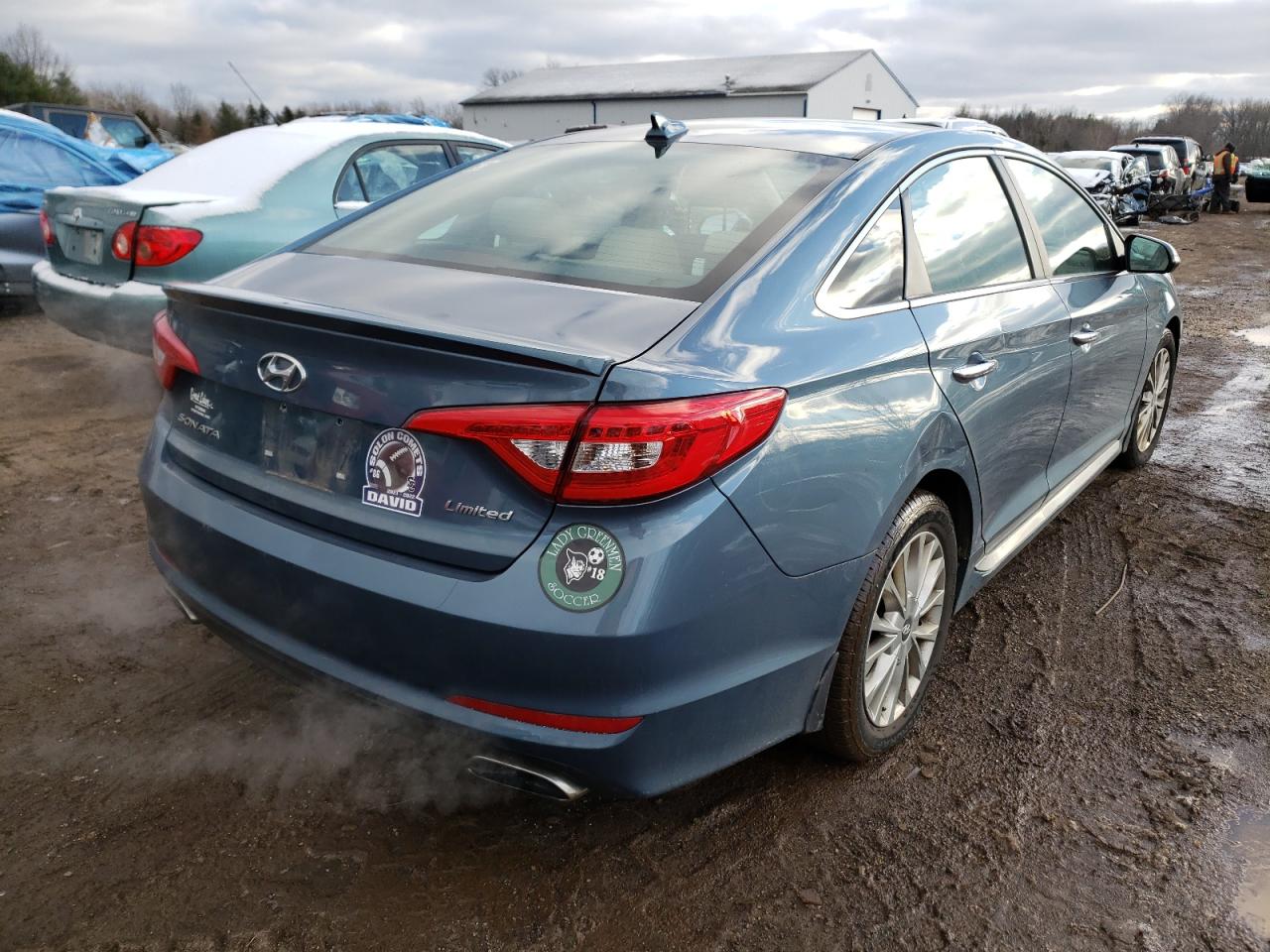 Photo 4 from auction – 2015 HYUNDAI SONATA with VIN 5NPE34AF6FH204028