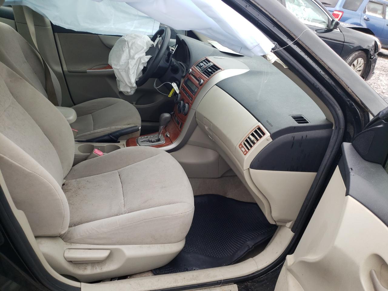 Photo 5 from auction – 2011 TOYOTA COROLLA BA with VIN JTDBU4EE9BJ105674