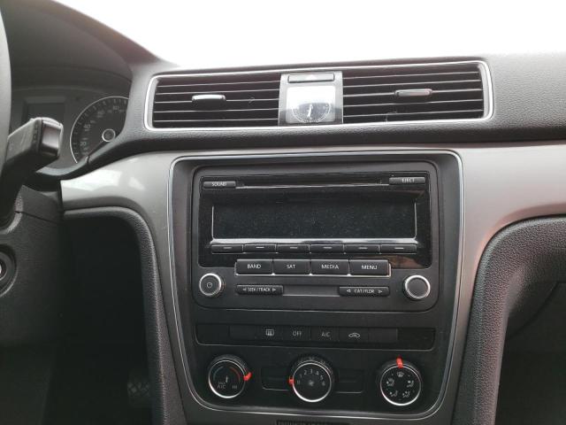 Photo 9 from auction – 2013 VOLKSWAGEN PASSAT S with VIN 1VWAP7A34DC041086