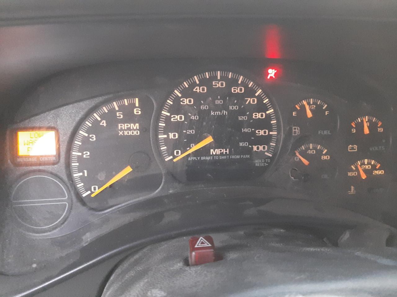 Photo 8 from auction – 2001 CHEVROLET SILVERADO with VIN 2GCEK19T811148776