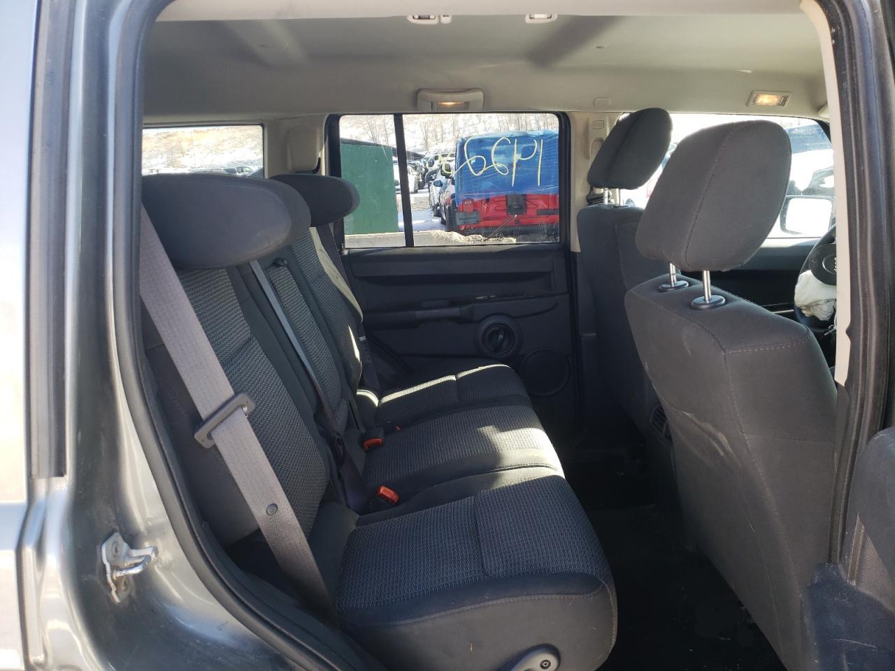 Photo 6 from auction – 2008 JEEP COMMANDER with VIN 1J8HG48K88C135452