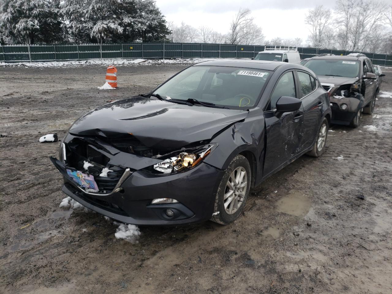 Photo 2 from auction – 2015 MAZDA 3 TOURING with VIN 3MZBM1L79FM222440