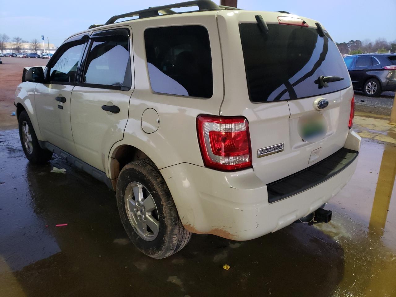 Photo 3 from auction – 2011 FORD ESCAPE XLT with VIN 1FMCU0D73BKA04295