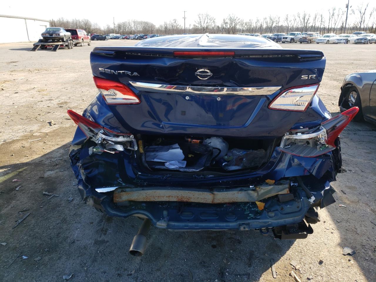 Photo 9 from auction – 2016 NISSAN SENTRA S with VIN 3N1AB7AP1GY318571