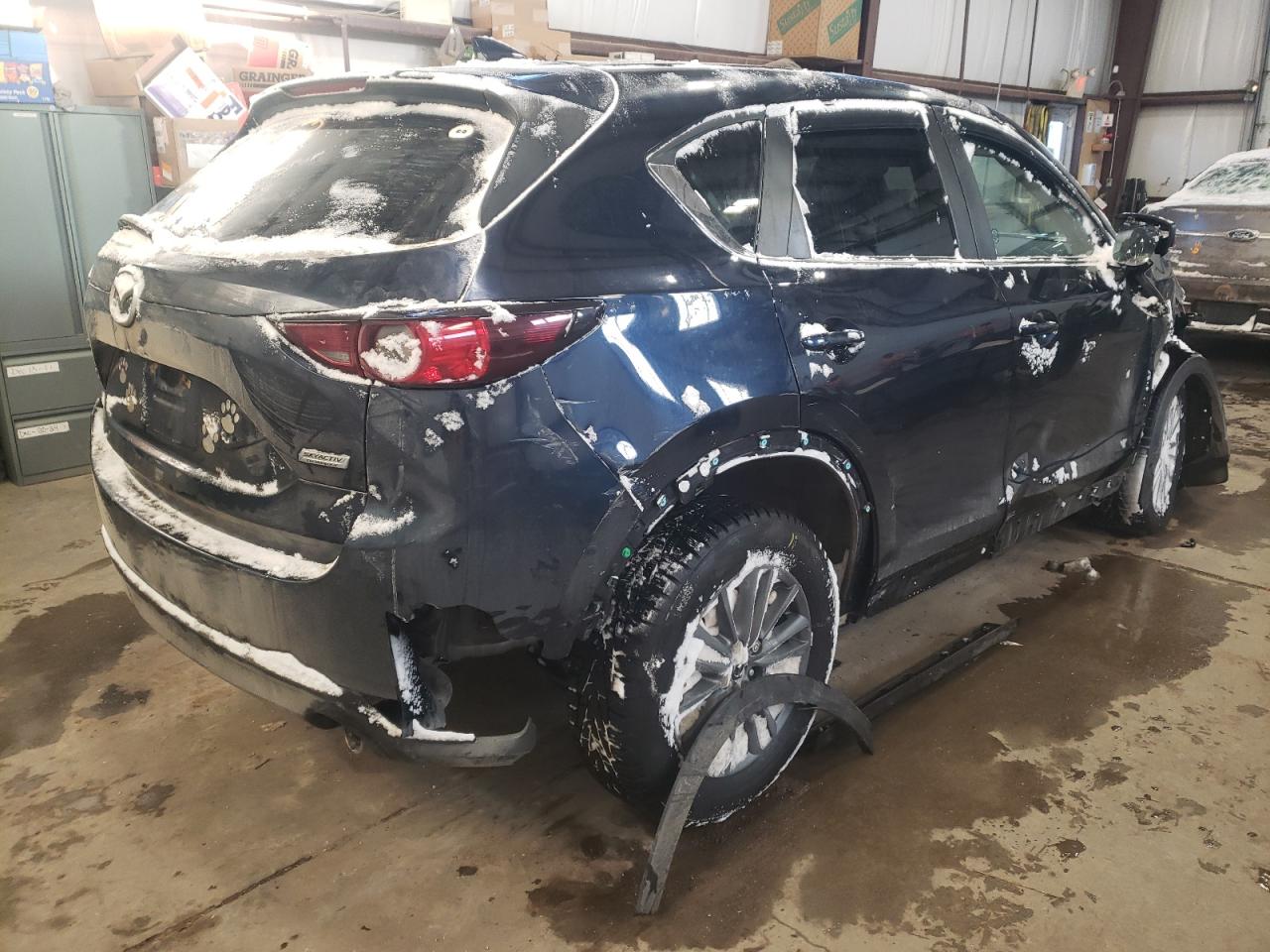 Photo 4 from auction – 2017 MAZDA CX-5 TOURI with VIN JM3KFBCL4H0125417