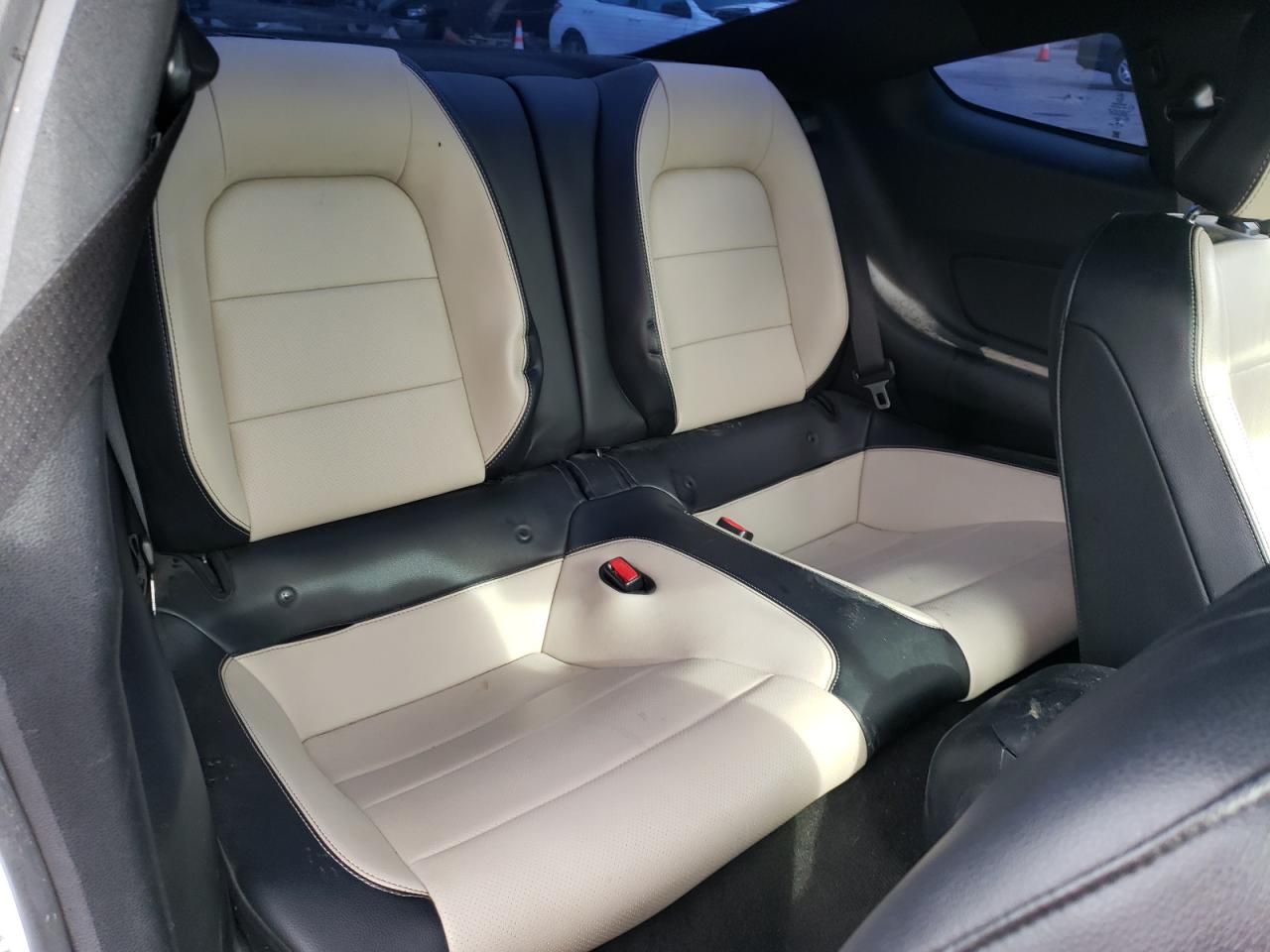 Photo 6 from auction – 2016 FORD MUSTANG with VIN 1FA6P8THXG5275948