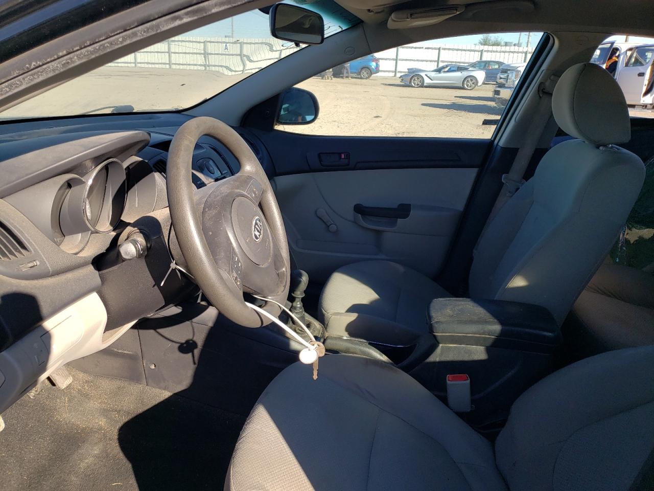 Photo 5 from auction – 2013 KIA FORTE LX with VIN KNAFT4A20D5681663
