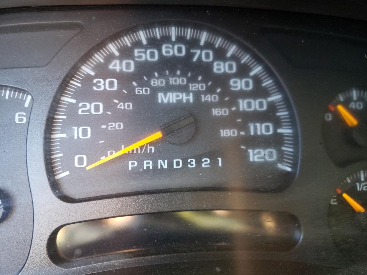 Photo 8 from auction – 2006 CHEVROLET SILVERADO with VIN 2GCEK13T561103763