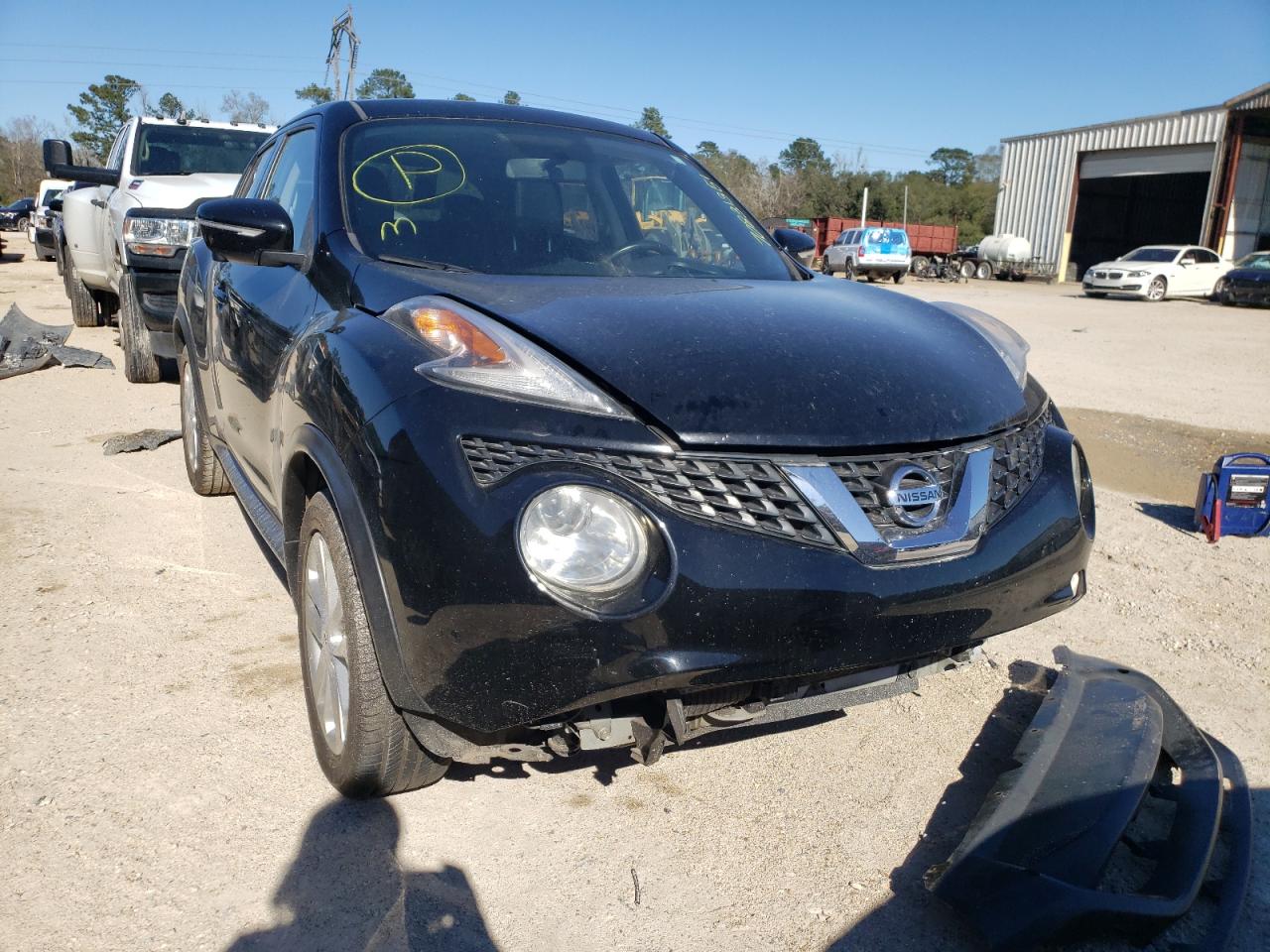 NISSAN JUKE S 2015 with VIN JN8AF5MR4FT505401 - Photo from auction