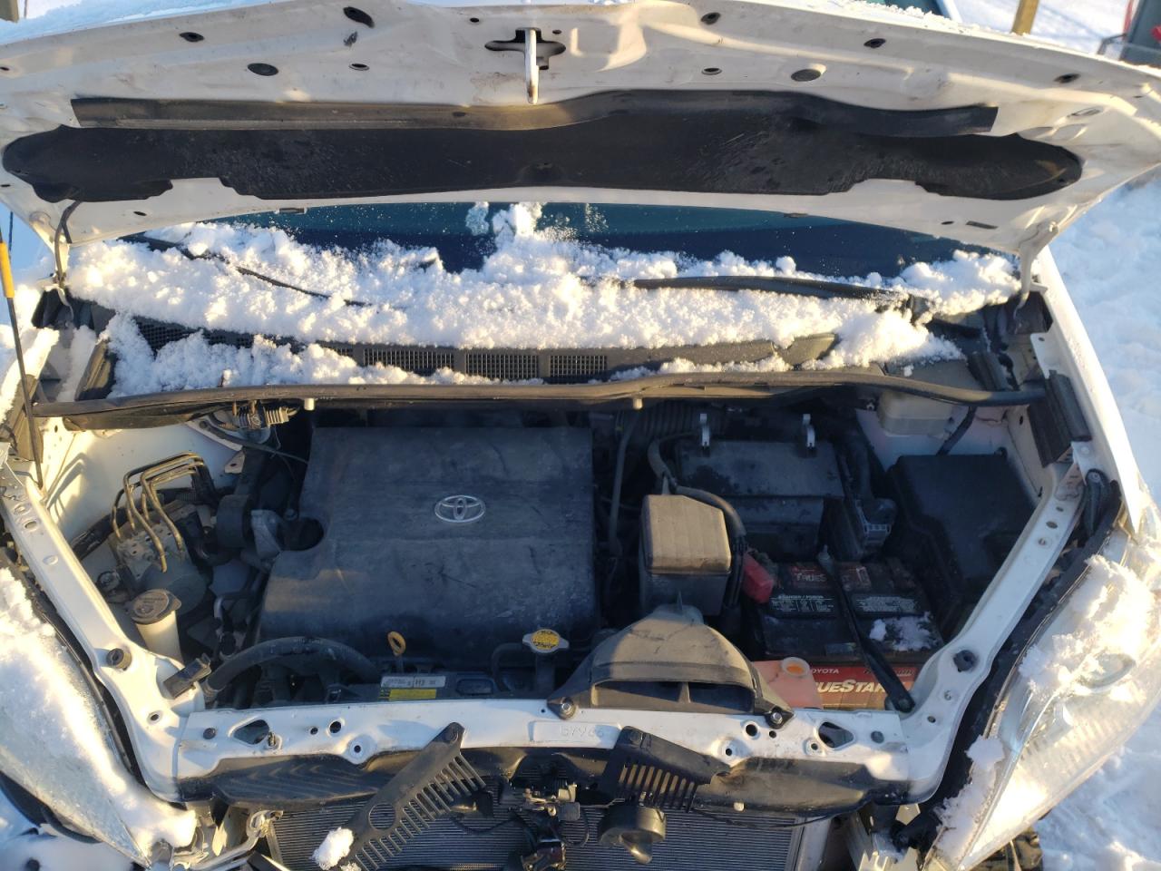 Photo 7 from auction – 2012 TOYOTA SIENNA LE with VIN 5TDKK3DC4CS205492