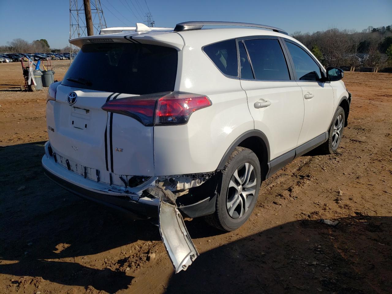 Photo 4 from auction – 2017 TOYOTA RAV4 LE with VIN JTMZFREV1HJ705751