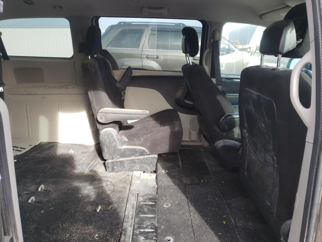 Фото 6 с аукциона – 2013 DODGE GRAND CARA с VIN 2C4RDGCG0DR618296