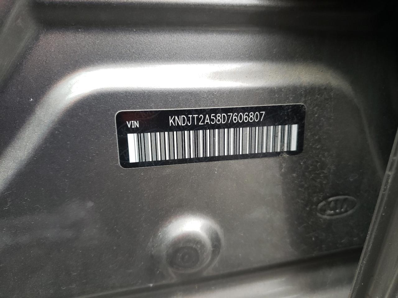 Photo 10 from auction – 2013 KIA SOUL with VIN KNDJT2A58D7606807