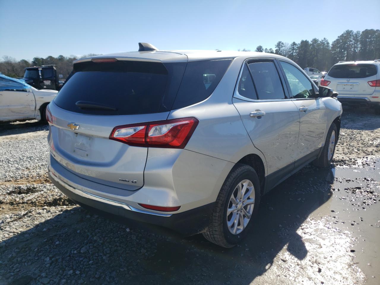 Photo 4 from auction – 2018 CHEVROLET EQUINOX LT with VIN 3GNAXSEV3JS571855