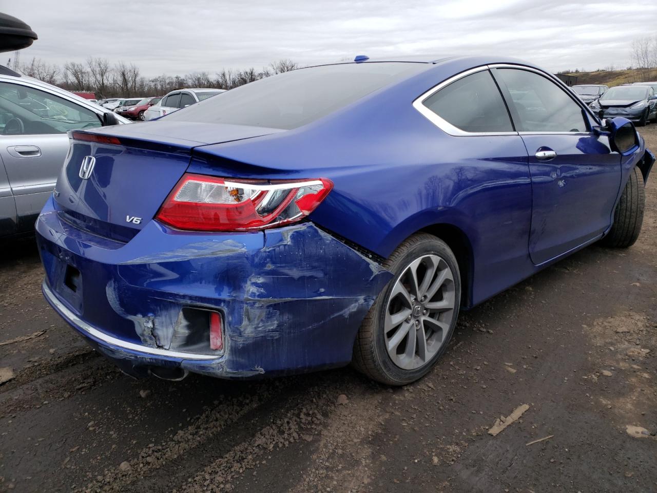Photo 4 from auction – 2015 HONDA ACCORD EXL with VIN 1HGCT2B84FA000171