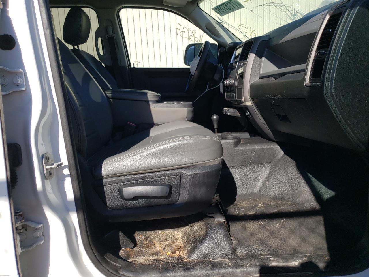 Photo 5 from auction – 2014 RAM 2500 ST with VIN 3C6TR5HT3EG299976