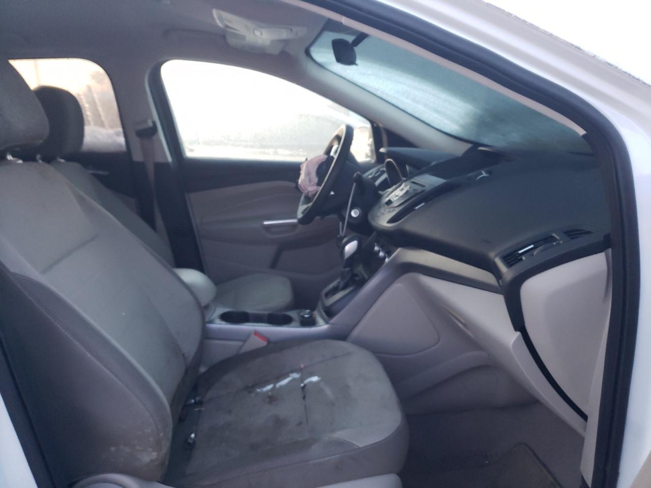 Photo 5 from auction – 2014 FORD ESCAPE SE with VIN 1FMCU0GX6EUC46115