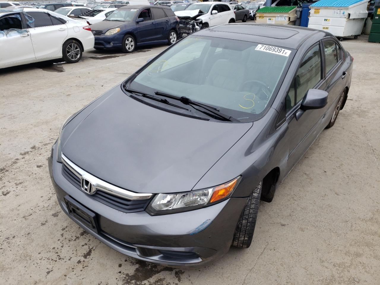 Photo 2 from auction – 2012 HONDA CIVIC EXL with VIN 2HGFB2F91CH528668