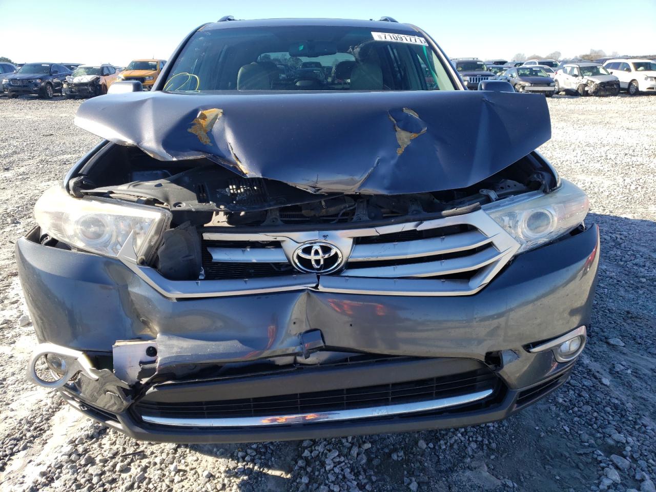 Photo 9 from auction – 2013 TOYOTA HIGHLANDER with VIN 5TDZK3EH4DS130996