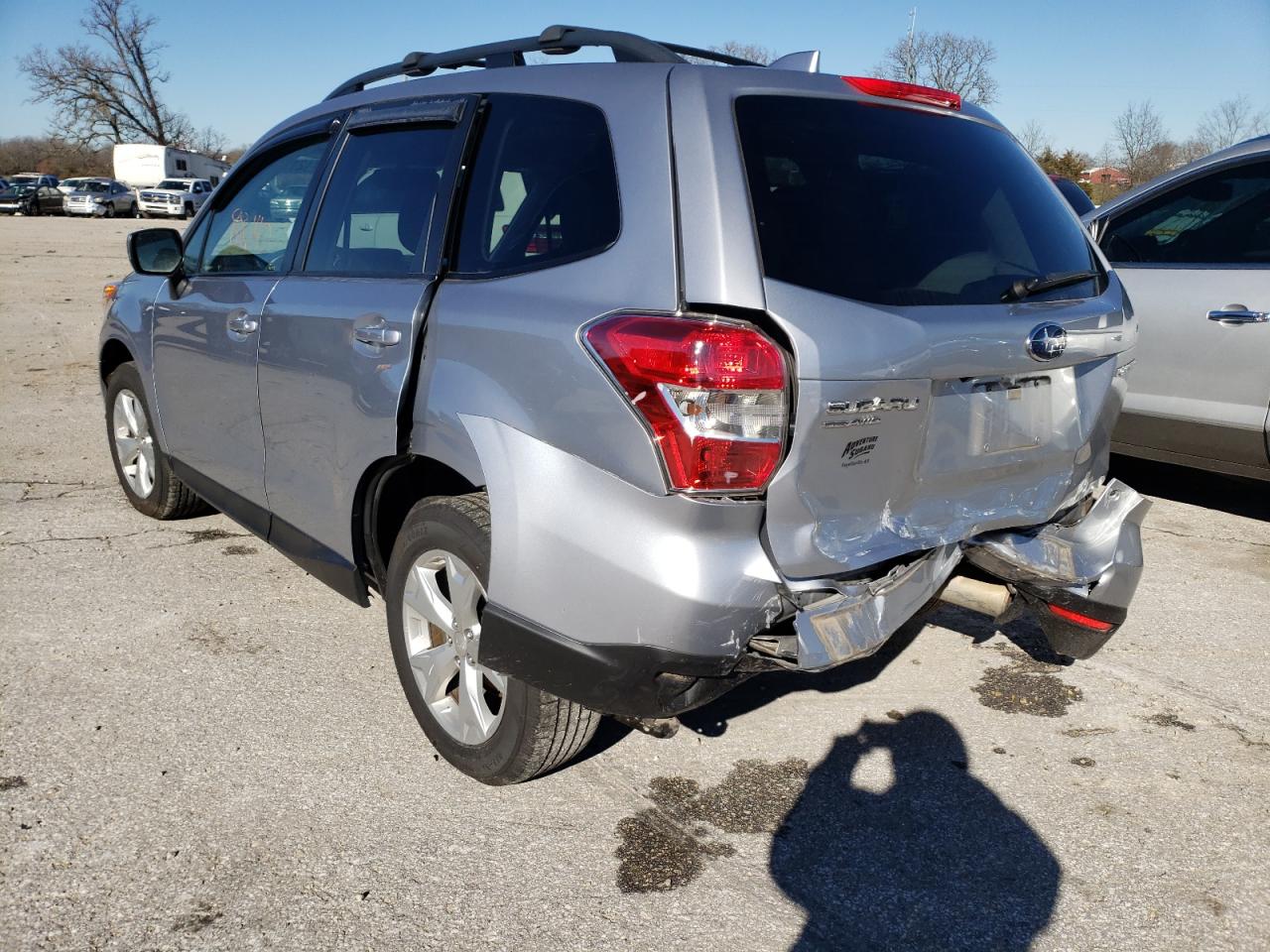 Photo 3 from auction – 2016 SUBARU FORESTER 2 with VIN JF2SJADC4GH457620