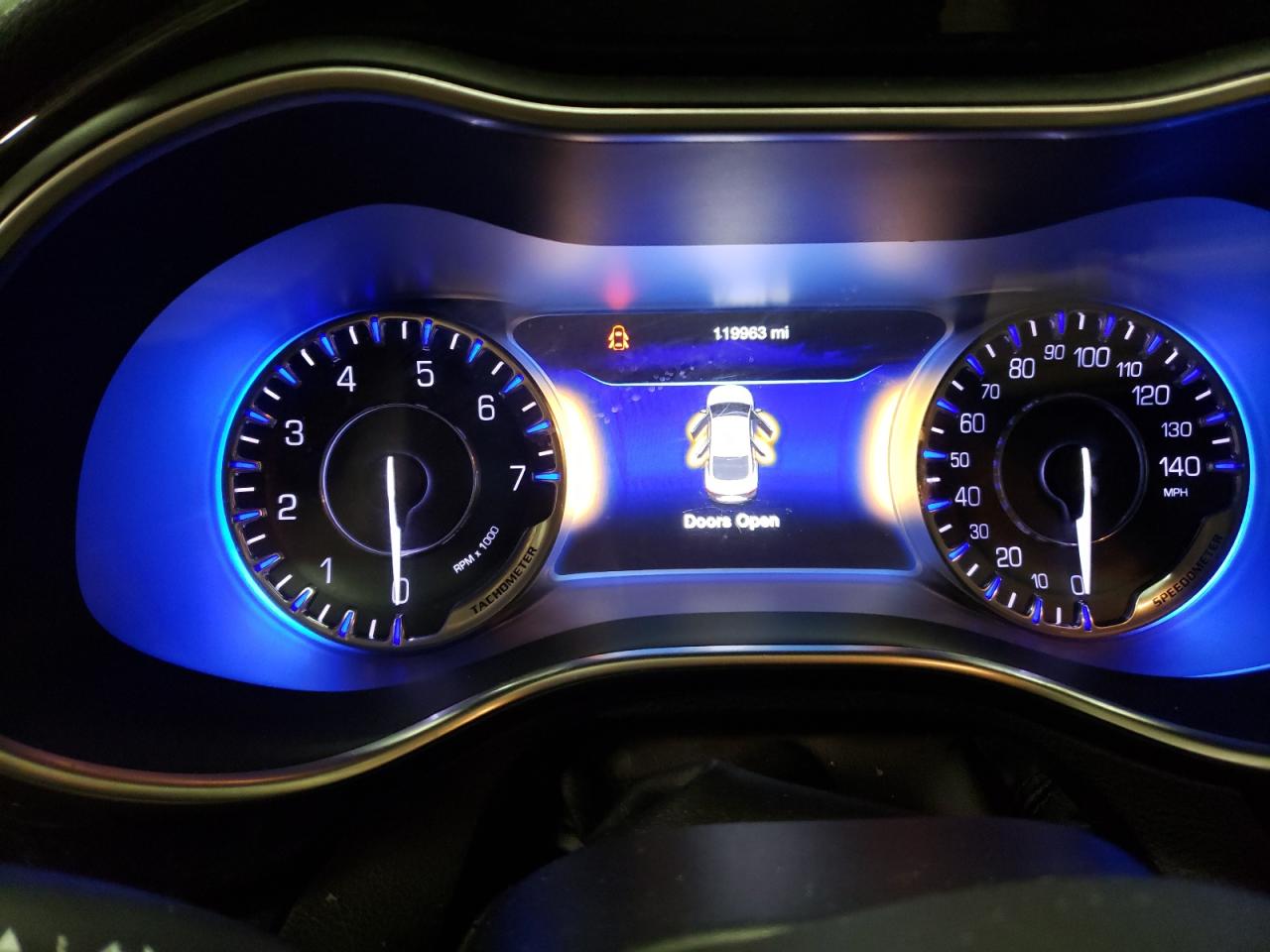 Photo 8 from auction – 2015 CHRYSLER 200 C with VIN 1C3CCCCB0FN656072