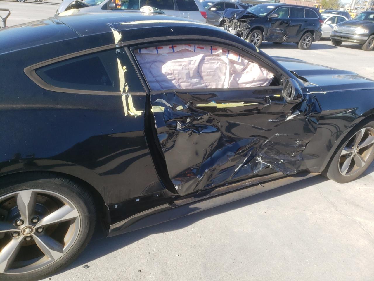 Photo 9 from auction – 2015 FORD MUSTANG with VIN 1FA6P8AM9F5311997