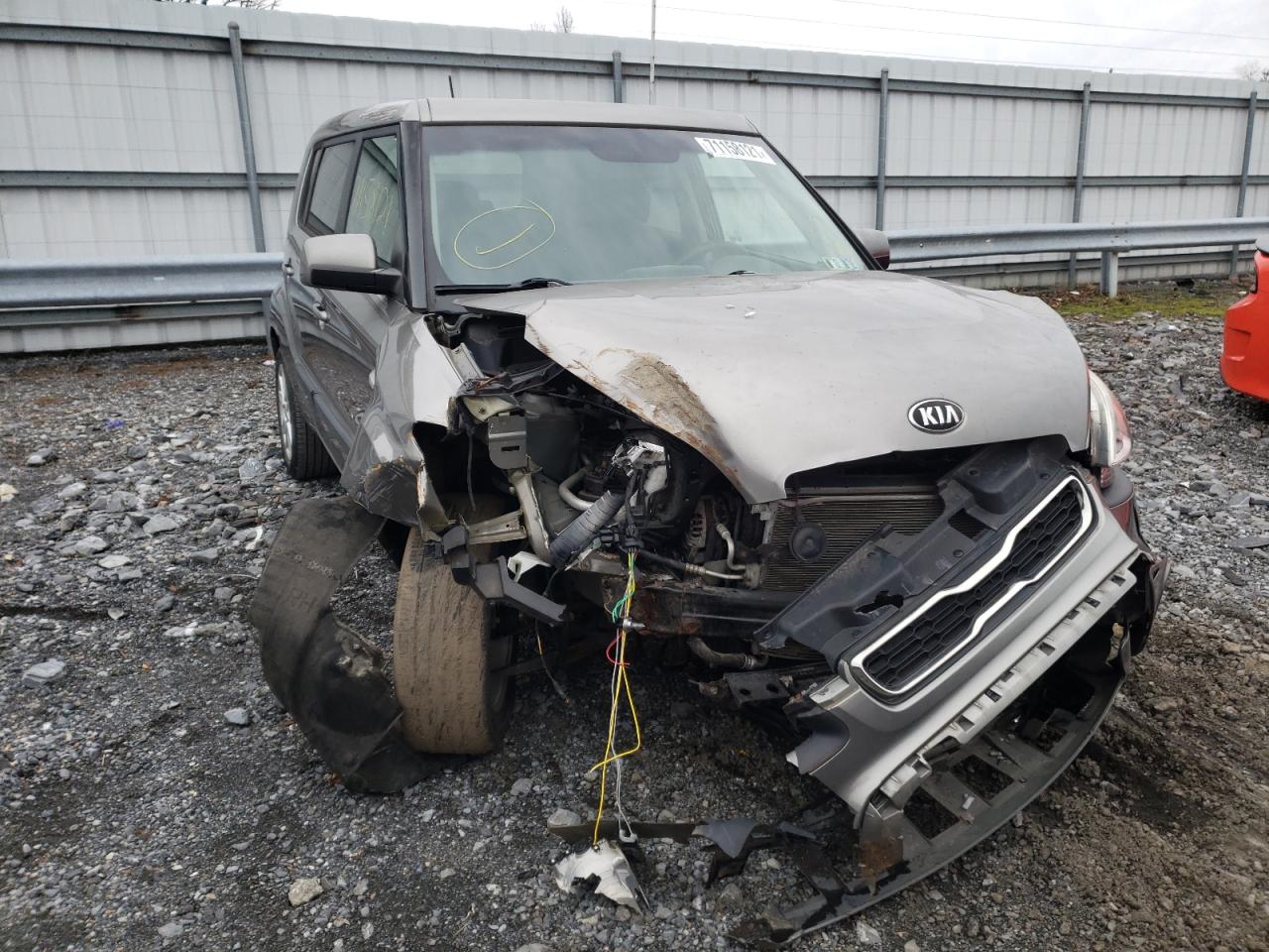 Zdjęcie 9 z aukcji – 2013 KIA SOUL z VIN KNDJT2A58D7606807