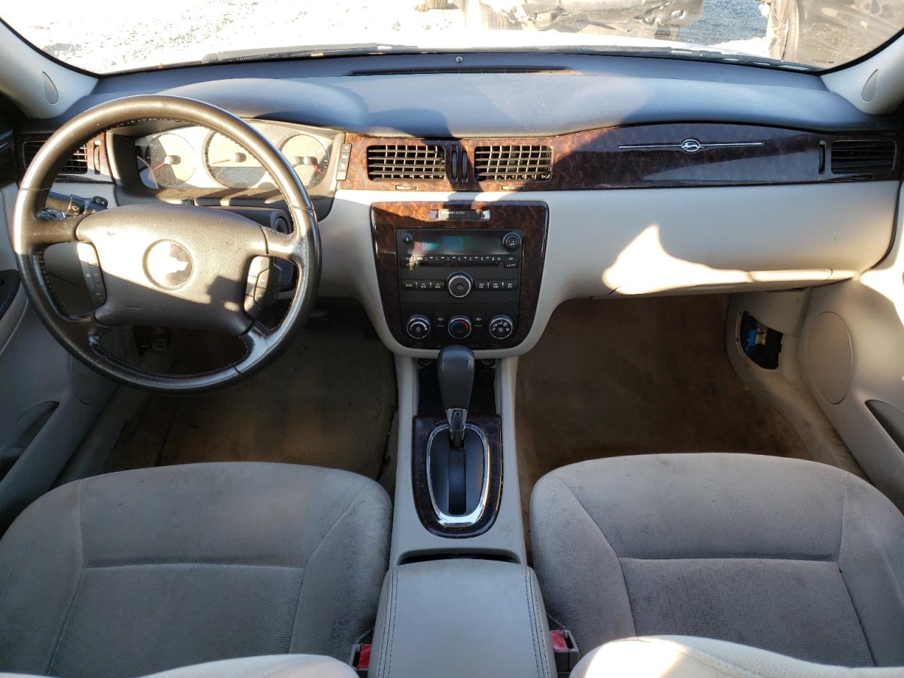 Photo 9 from auction – 2014 CHEVROLET IMPALA LIM with VIN 2G1WA5E32E1117039