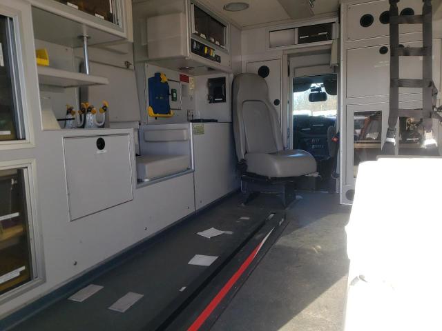 Photo 6 from auction – 2001 FORD ECONOLINE with VIN 1FDWE35F31HB37202