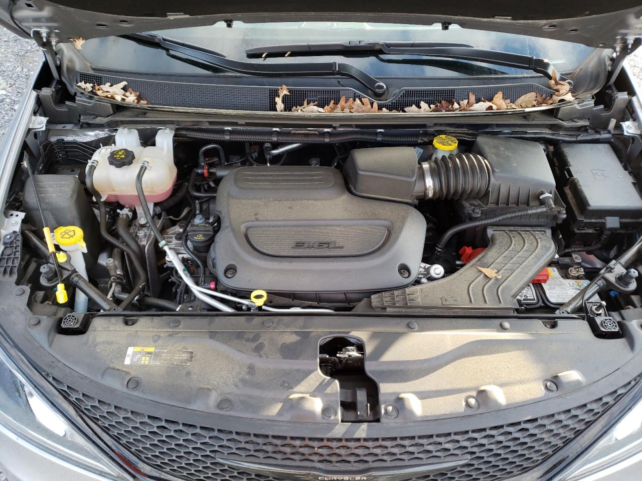 Photo 7 from auction – 2020 CHRYSLER PACIFICA T with VIN 2C4RC1BGXLR145619