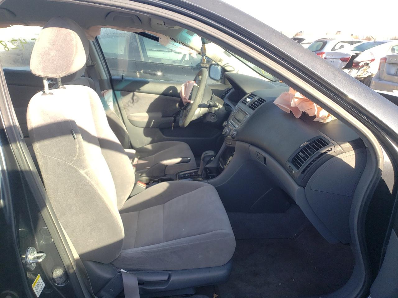 Photo 5 from auction – 2007 HONDA ACCORD SE with VIN JHMCM56317C013752